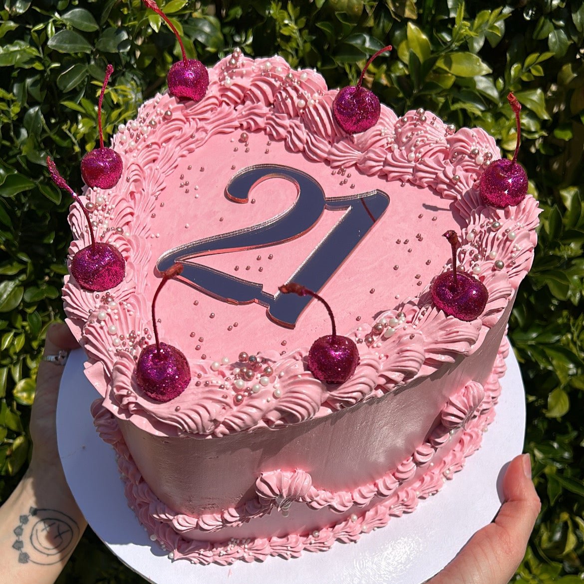 Retro Heart Cake top side view pink 21