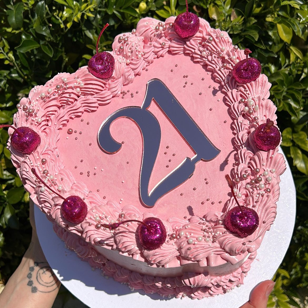 Retro Heart Cake top view pink 21