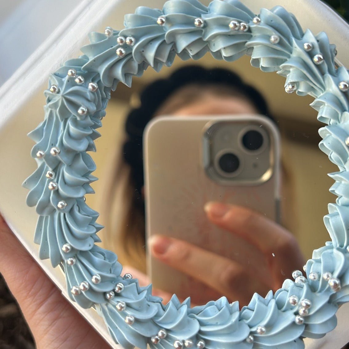 Look At Me Bento Cake blue top view