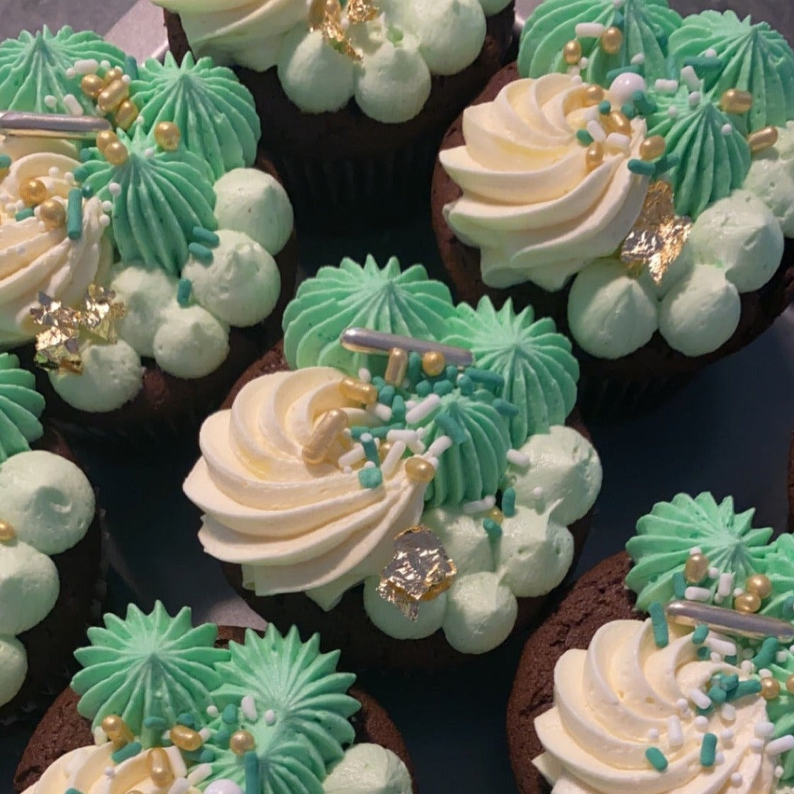 Colour Matched Cupcakes mint