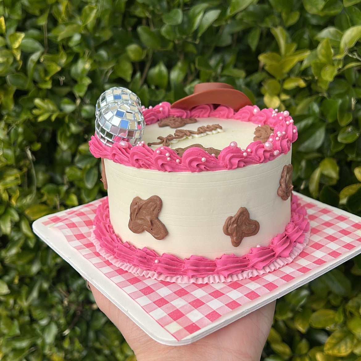 Yeehaw Bento Cake | カウガール弁当ケーキ