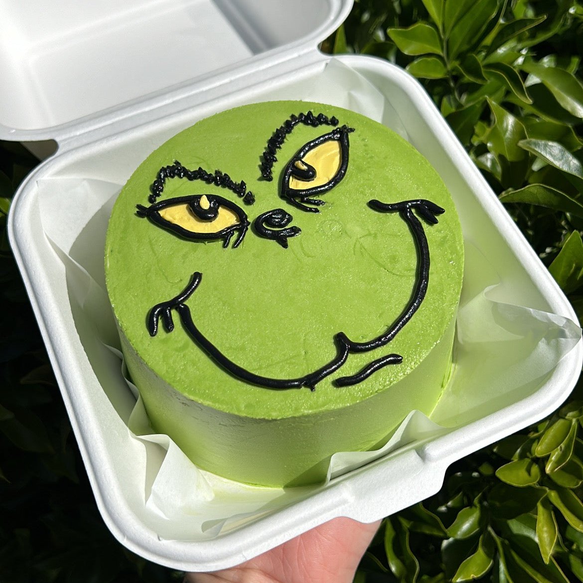 Grinchmas Bento Cake | グリンチのお弁当ケーキ