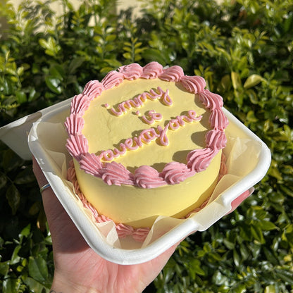 Vintage Vibes Bento Cake | ビンテージのお弁当ケーキ